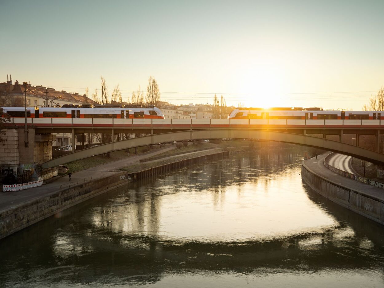 Donaukanalbrücke Seitenansicht