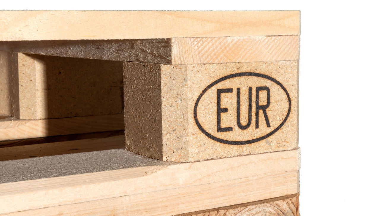 ÖBB Rail Cargo Group und Baumann Paletten stärken die originale EUR-Europalette