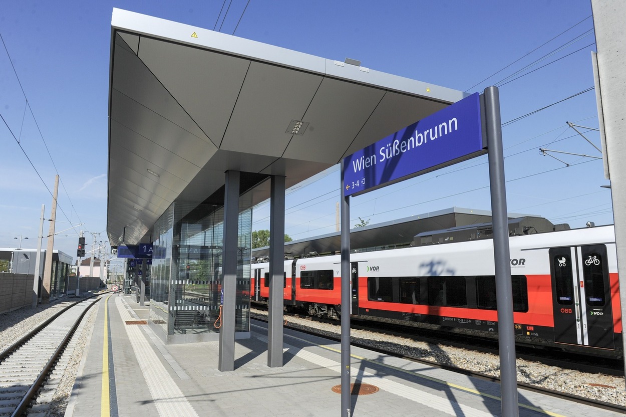 ÖBB: Bahnhof Wien Süßenbrunn modern und barrierefrei