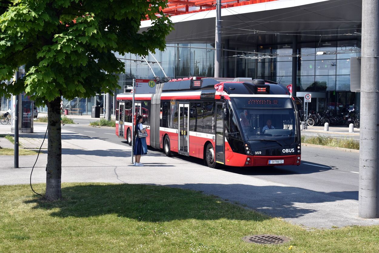 Obus Linie 1 Salzburg AG am Europark