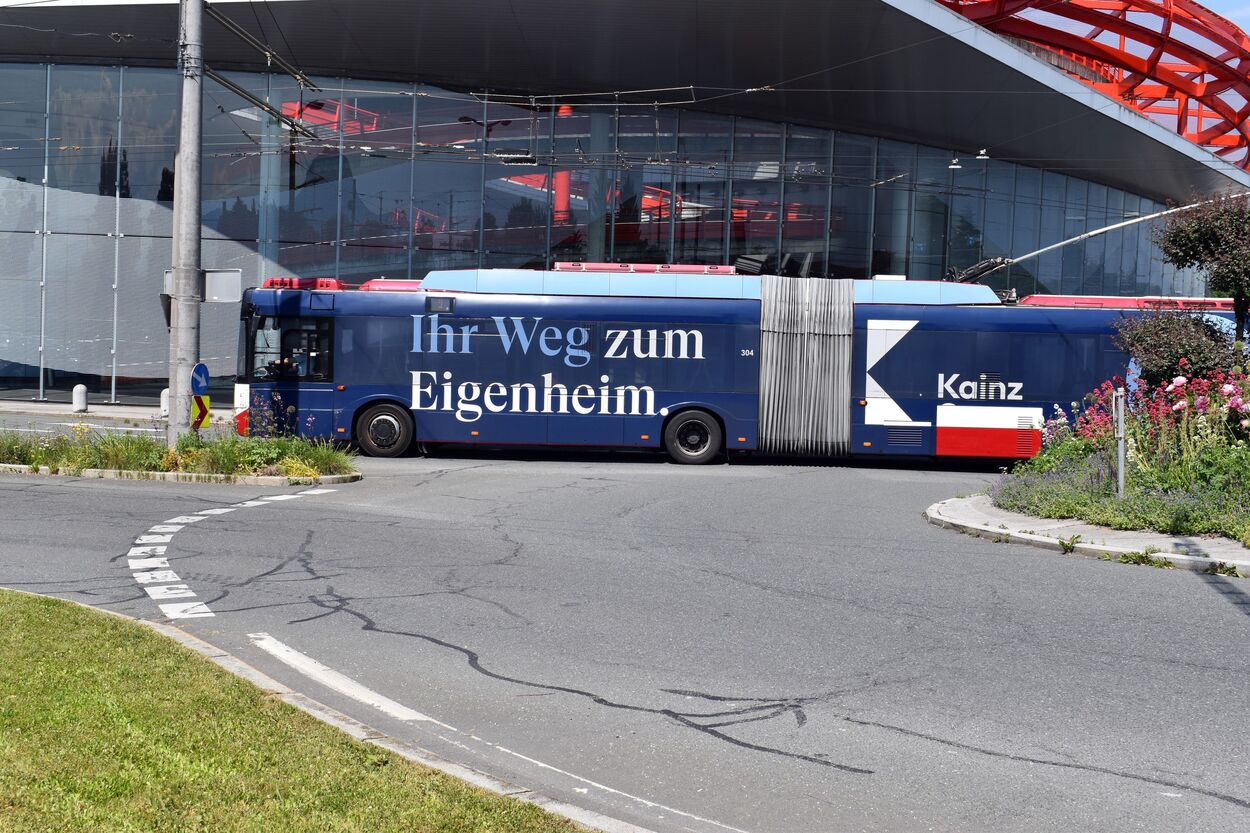 Obus Linie 9 Salzburg AG am Europark