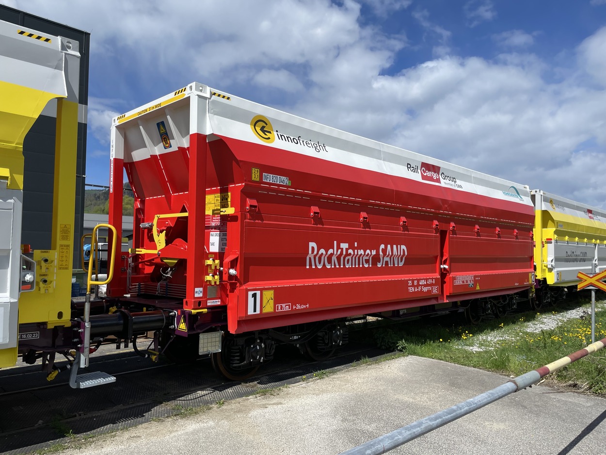 ÖBB Rail Cargo Group: 40 neue RockTainer SAND für Rohrdorfer
