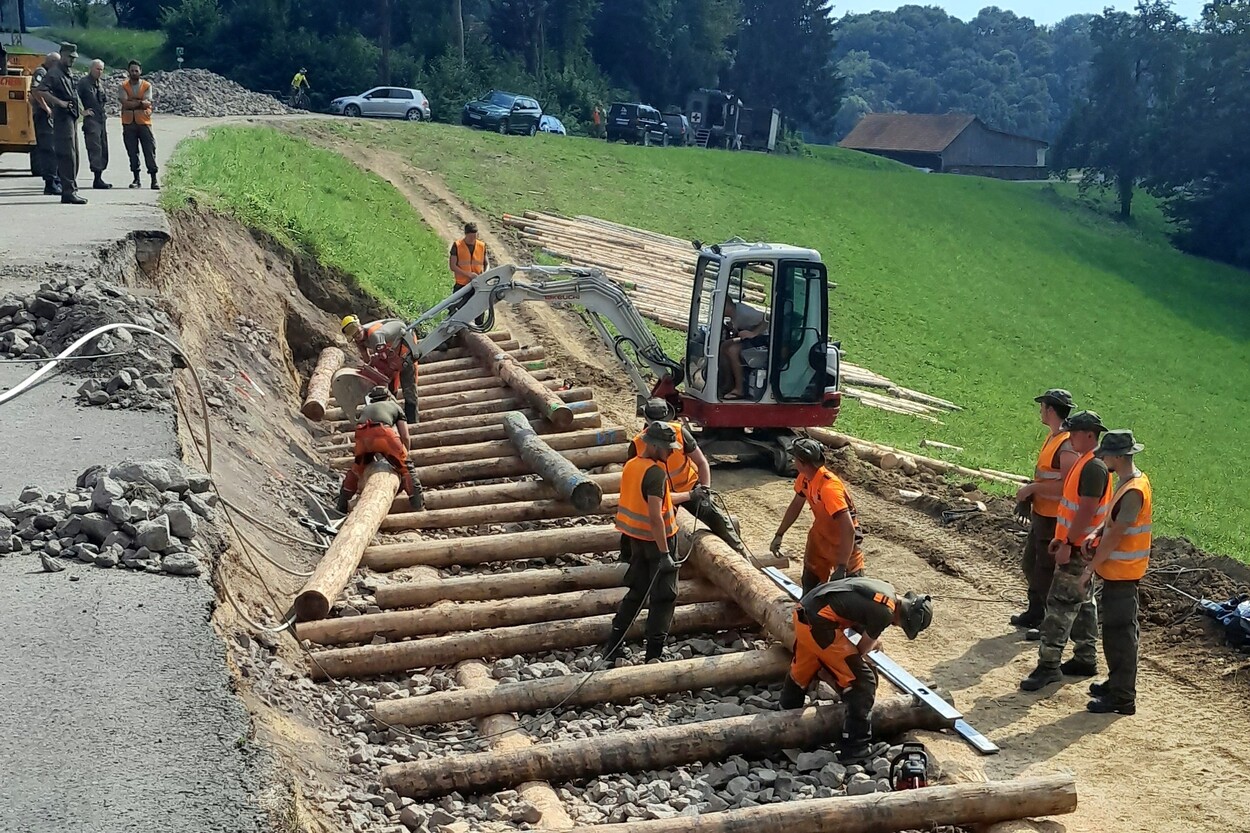 Hangstabilisierung nach Erdrutsch in Gnas