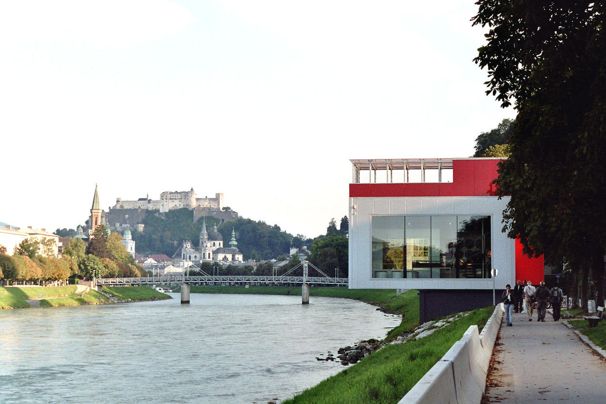 Info-Box S-Bahn Salzburg Mülln Salzach-Kai 