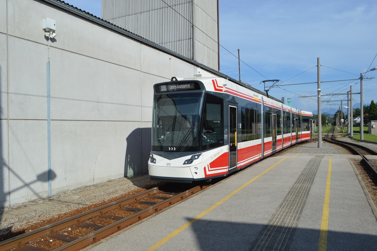 Stern & Hafferl neue Attergaubahn-Triebwagen