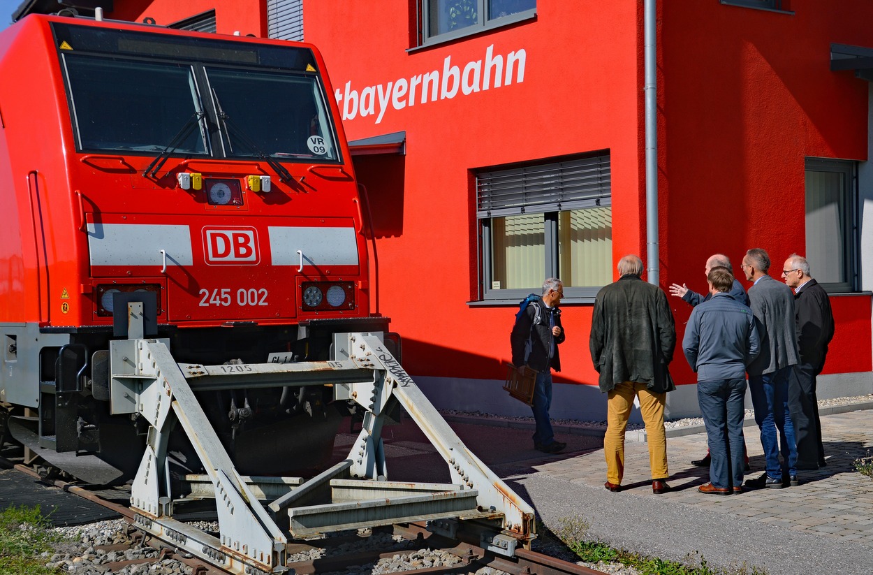 Bahnhofsfest und Exkursionen