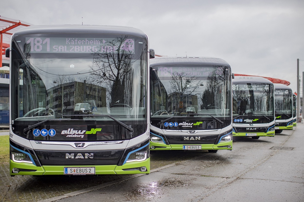  Die ersten vollelektrischen Busse des Salzburger Verkehrsverbundes starten im Linienbetrieb