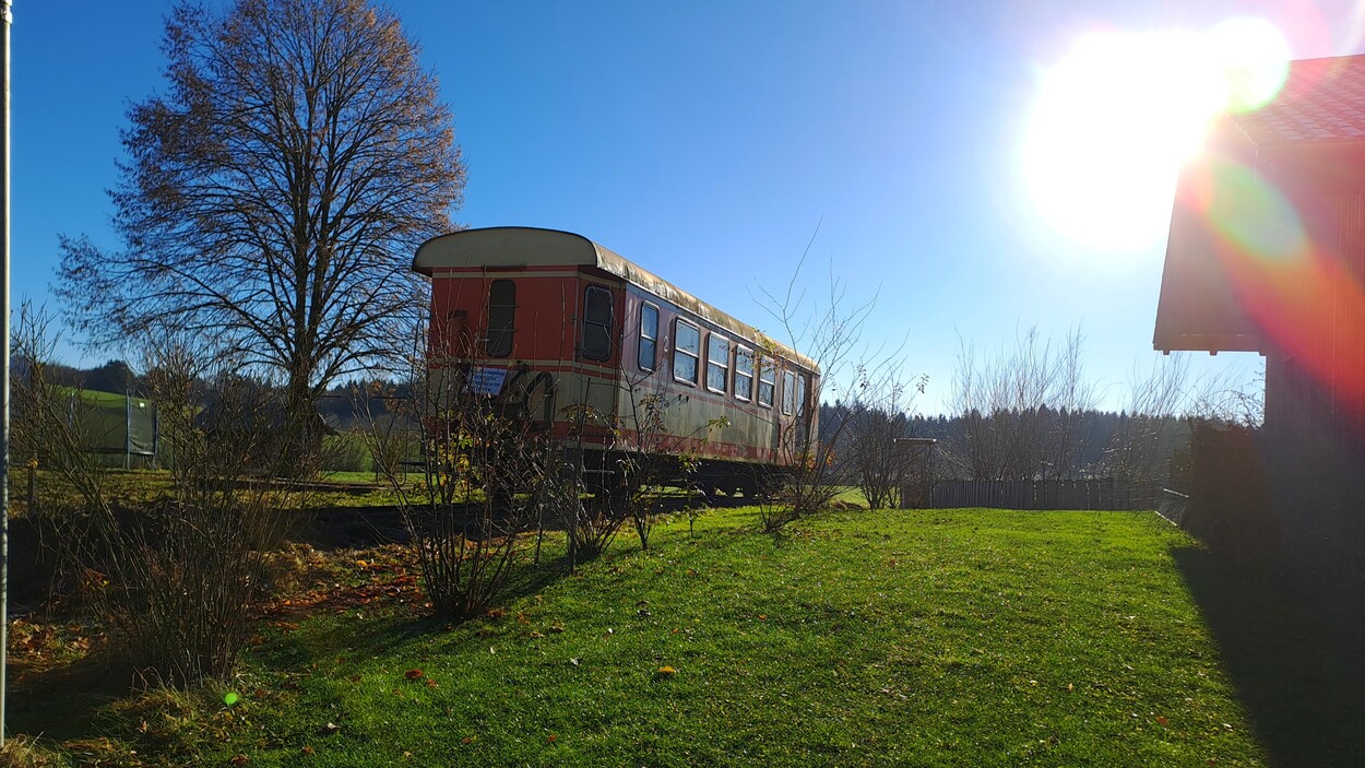 historischer ÖBB Schmalspur Personenwagen