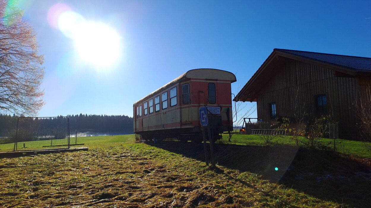 historischer ÖBB Schmalspur Personenwagen