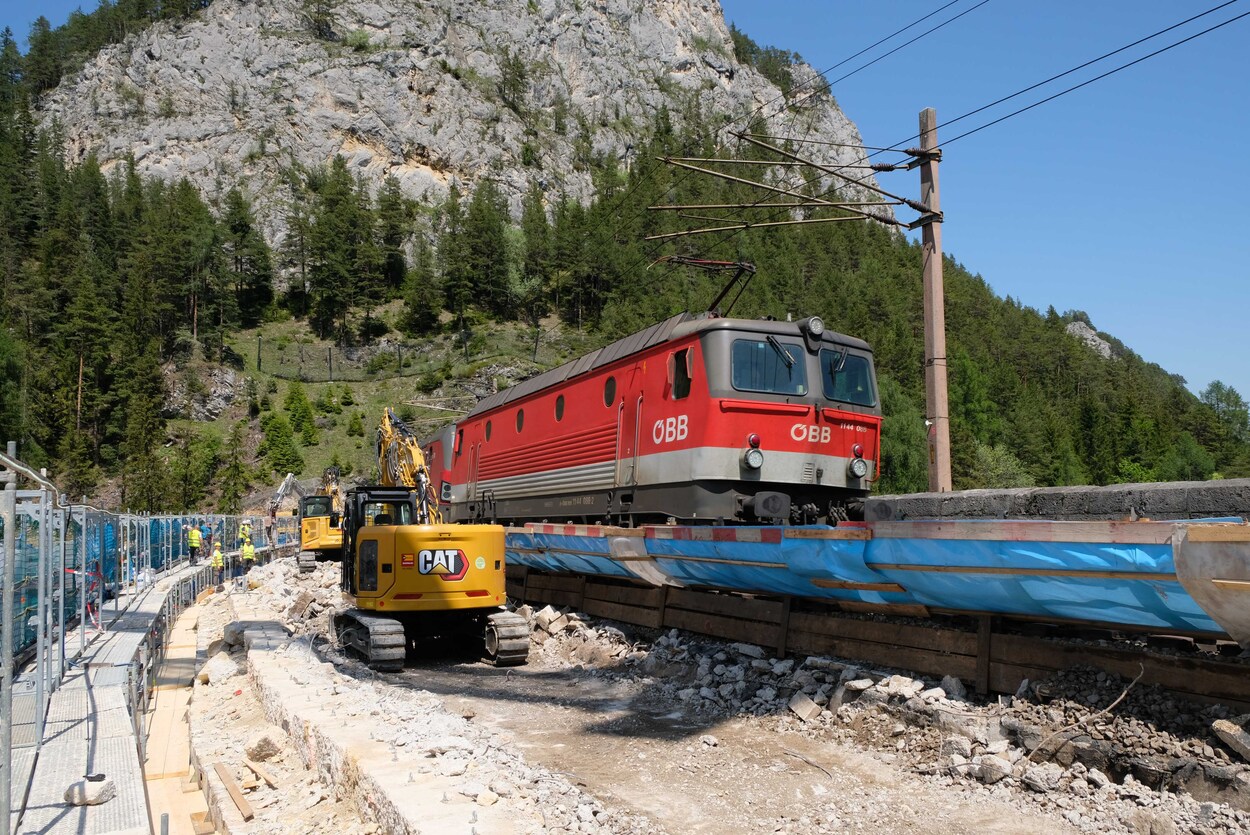 59 Millionen Euro fließen in die Sanierungsarbeiten entlang der Semmering-Bergstrecke in den kommenden Monaten