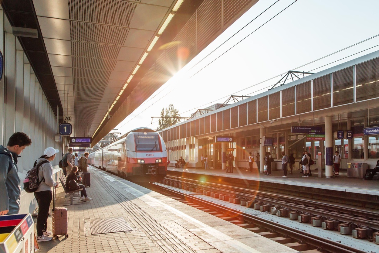 Bahnhof Handelskai