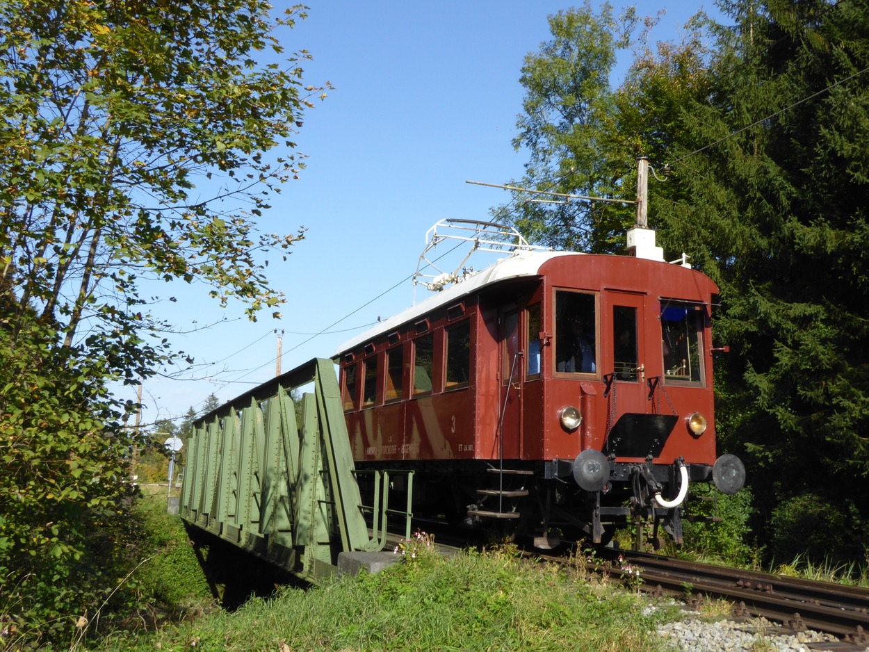 Triebwagen ET 24.001 auf den Stern & Hafferl Lokalbahnen