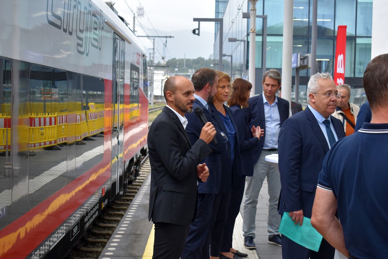 Neue Nah- und Regionalverkehrszüge für Salzburg