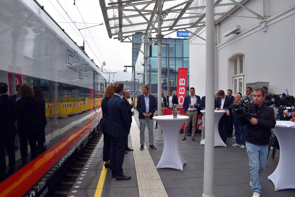 Neue Nah- und Regionalverkehrszüge für Salzburg