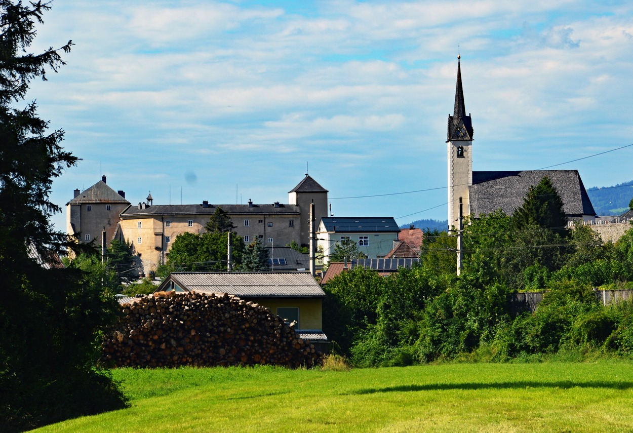 Haltestelle Golling-Moartal