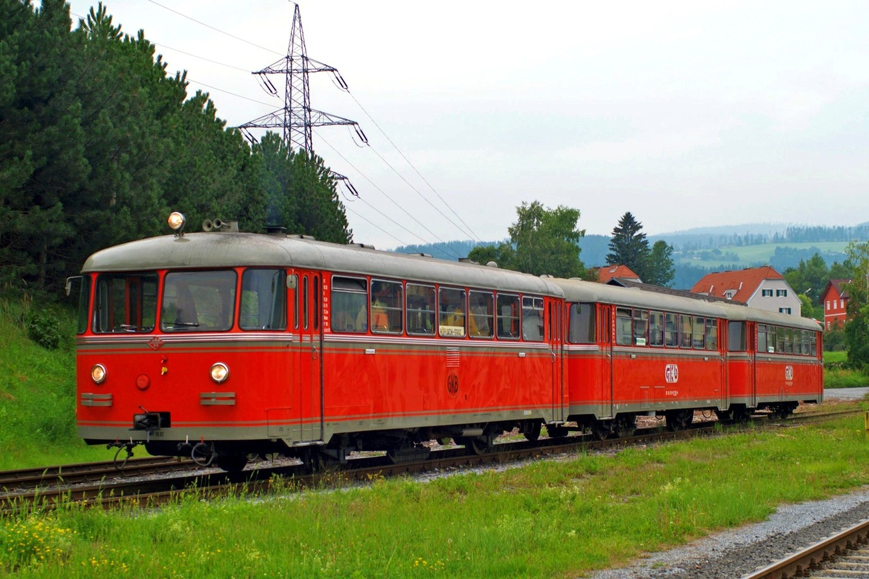 2001-03-23_at225_STEF_VT-1002_Koeflach_FBorstner_ÖMT