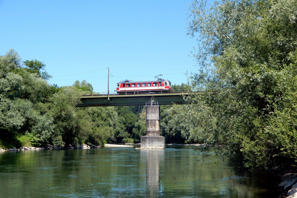 2025-06-20_at312_STH_Lambach-Vorchdorf_LV_ET22-106_Lambach-Traunbruecke_ÖMT