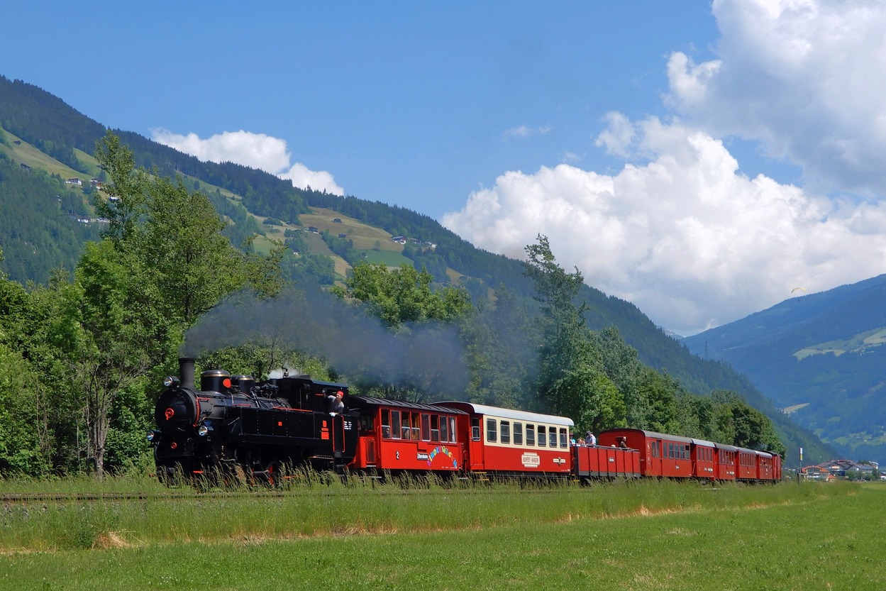 2023-05-31_at335_Zillertalbahn_ZB-5_km25-5_bei-Laimach_ÖMT
