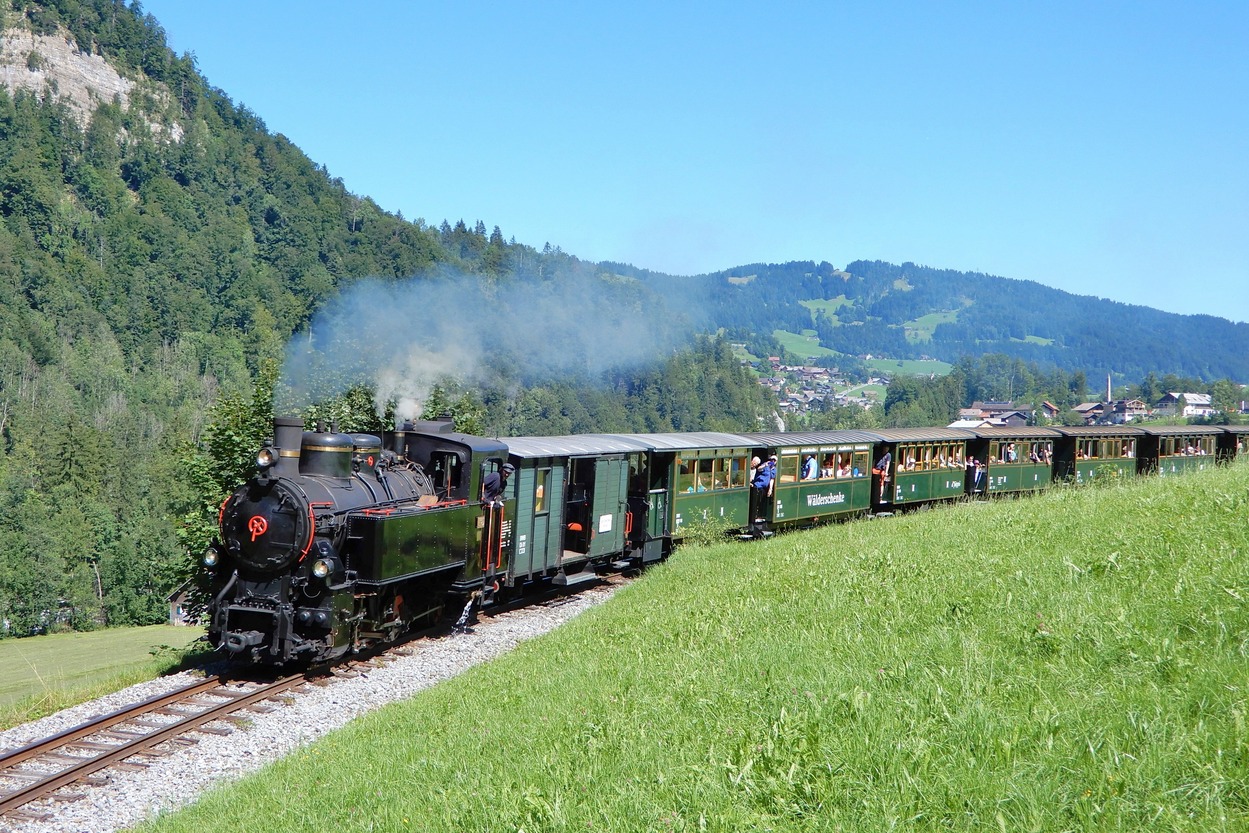 2019-08-18_at341_BWB_Uh102_bei-Schwarzenberg_ÖMT