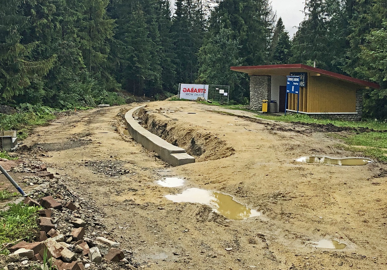 Zahnradbahn Štrba-Štrbské Pleso oder Tschirmer-Bahn in der Hohen Tatra wird grundlegend erneuert.