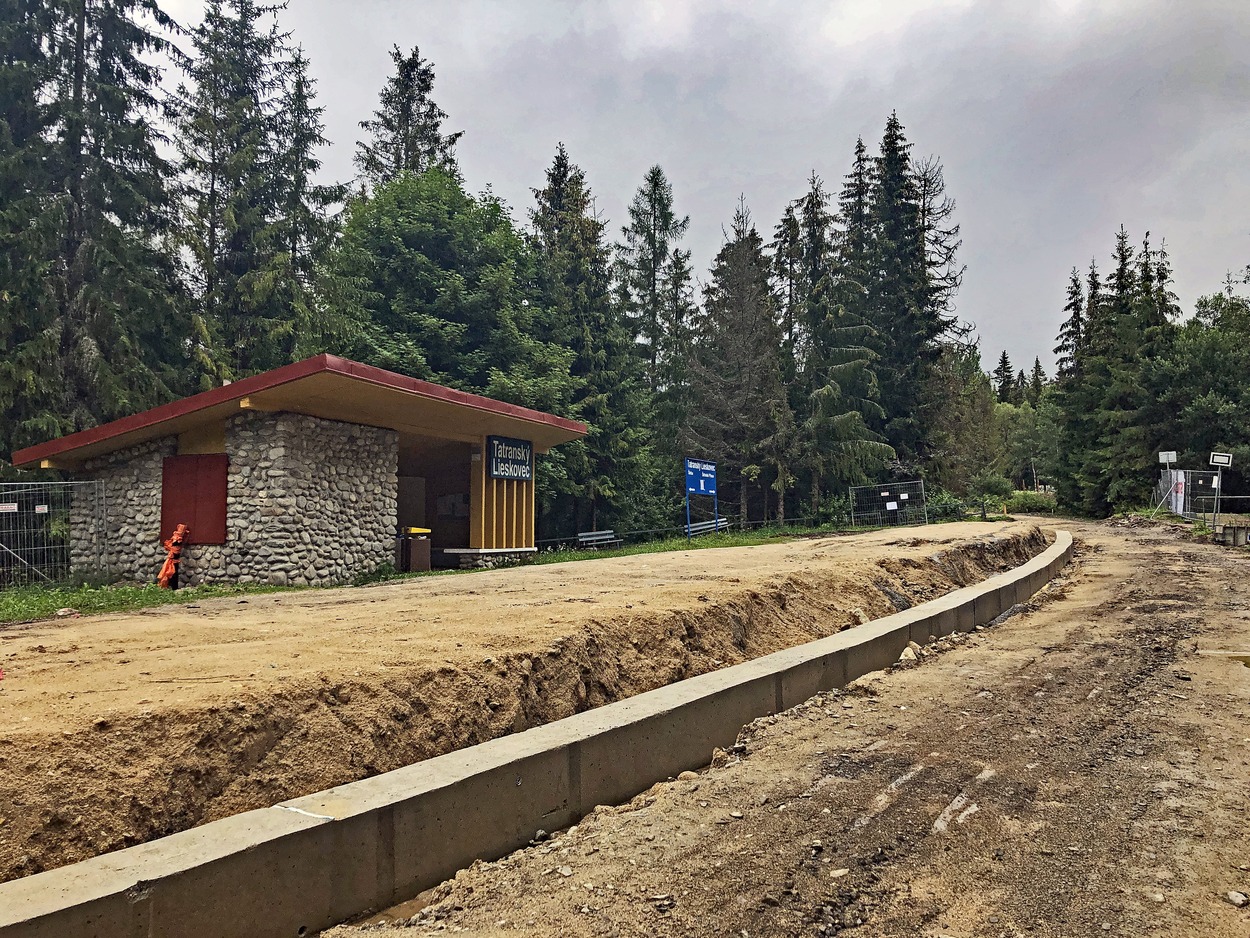 Zahnradbahn Štrba-Štrbské Pleso oder Tschirmer-Bahn in der Hohen Tatra wird grundlegend erneuert.