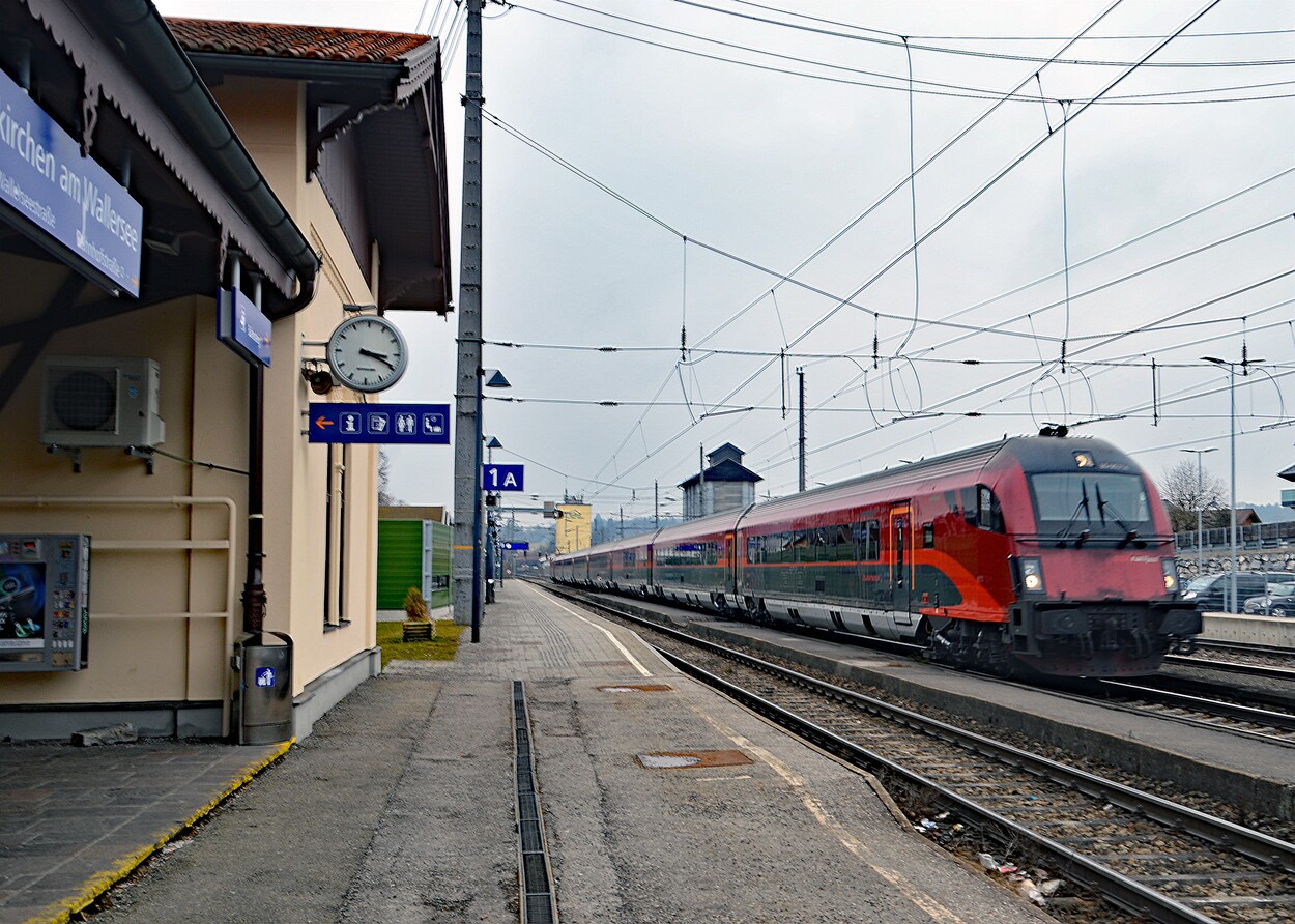 Bahnhof Seekirchen architektonisch wertvoller Westbahnbau