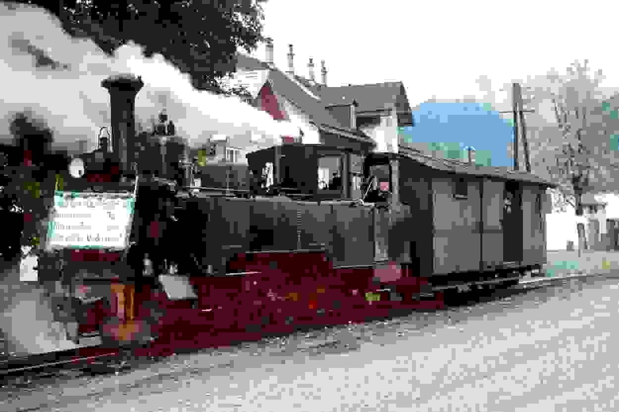 letzter Zug auf der Salzkammergut-Lokalbahn SKGLB mit Lok 12