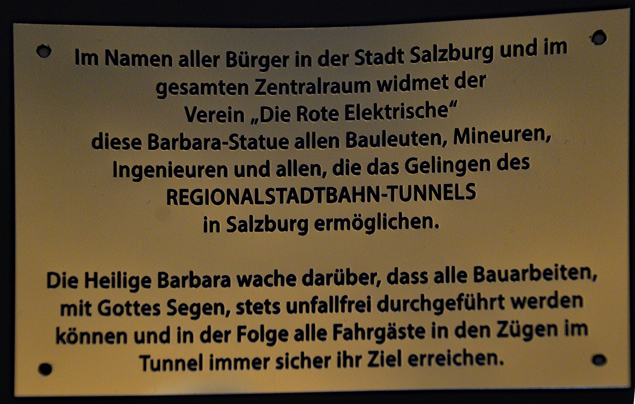 Segnung der Barbarastatue Krypta Salzburger Dom