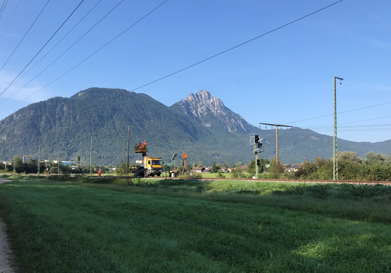 Fahrleitungsbau auf der Berchtesgadener Bahn