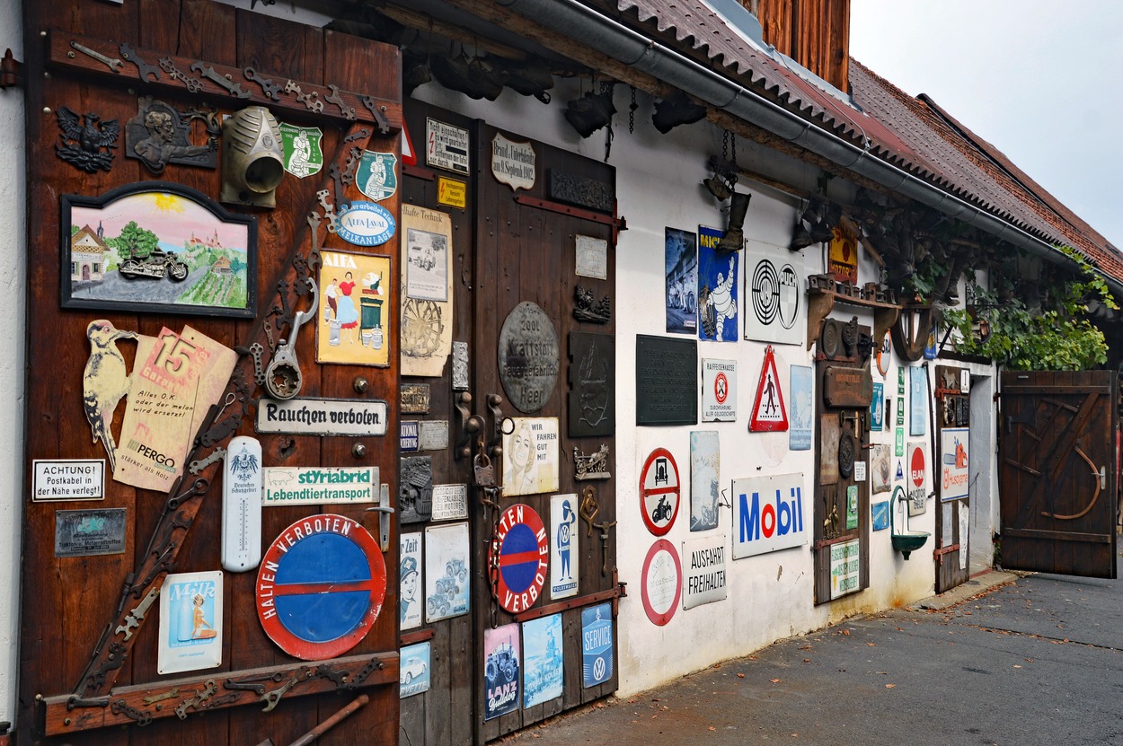 Straden Silhouette und Bulldog-Museum