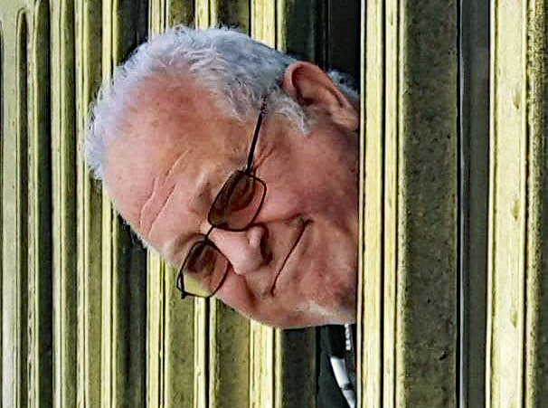 Portraits Dr. Tadej Braté