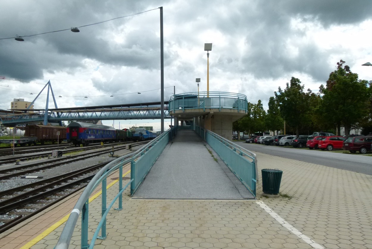 Weizer Bahnhof Überführung